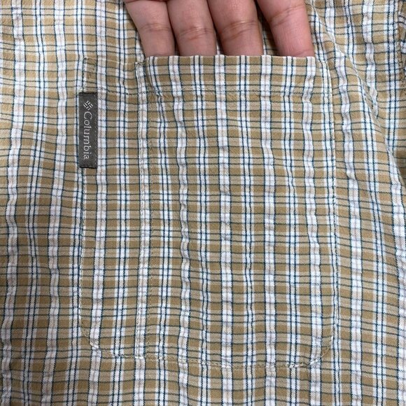 Columbia Mens XL Short-Sleeve Plaid Button-Up Shirt Beige & White 100% Cotton - Picture 4 of 12